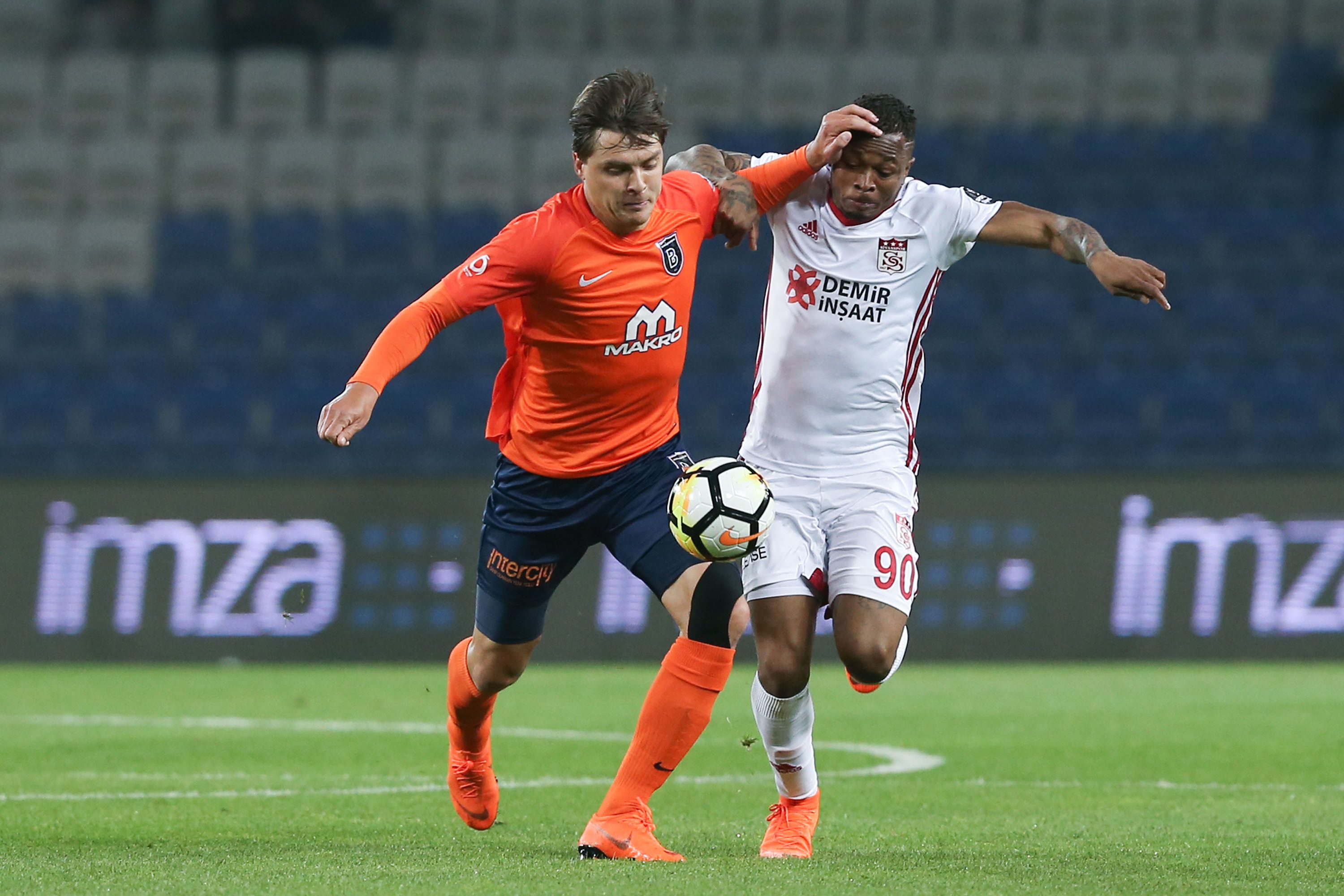 Alexandru Epureanu Zoro Goho Bi Basaksehir Sivasspor 05/04/18