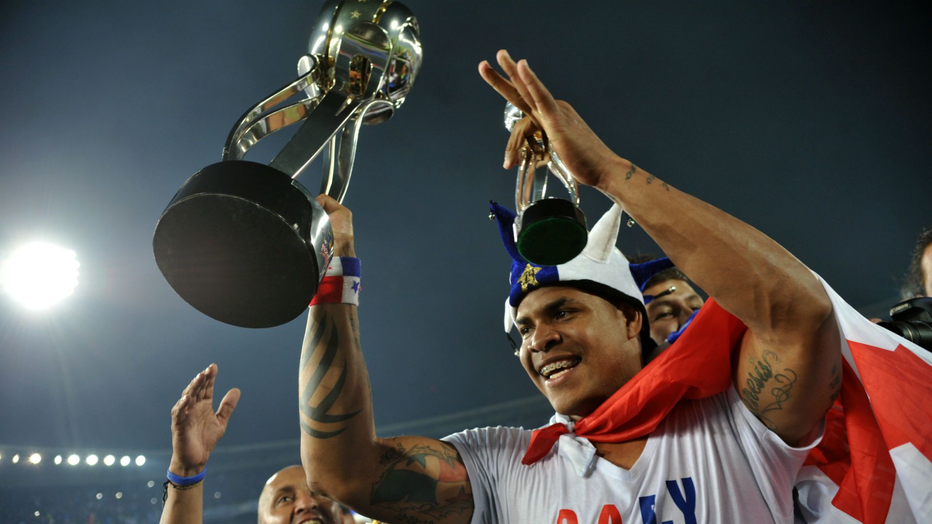 Román Torres Millonarios Campeón 2012-II