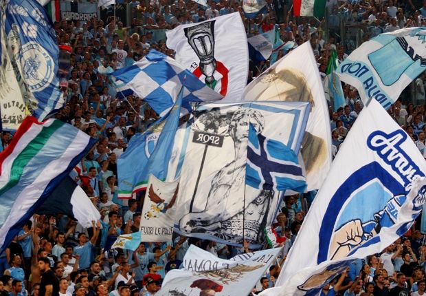 Lazio fans