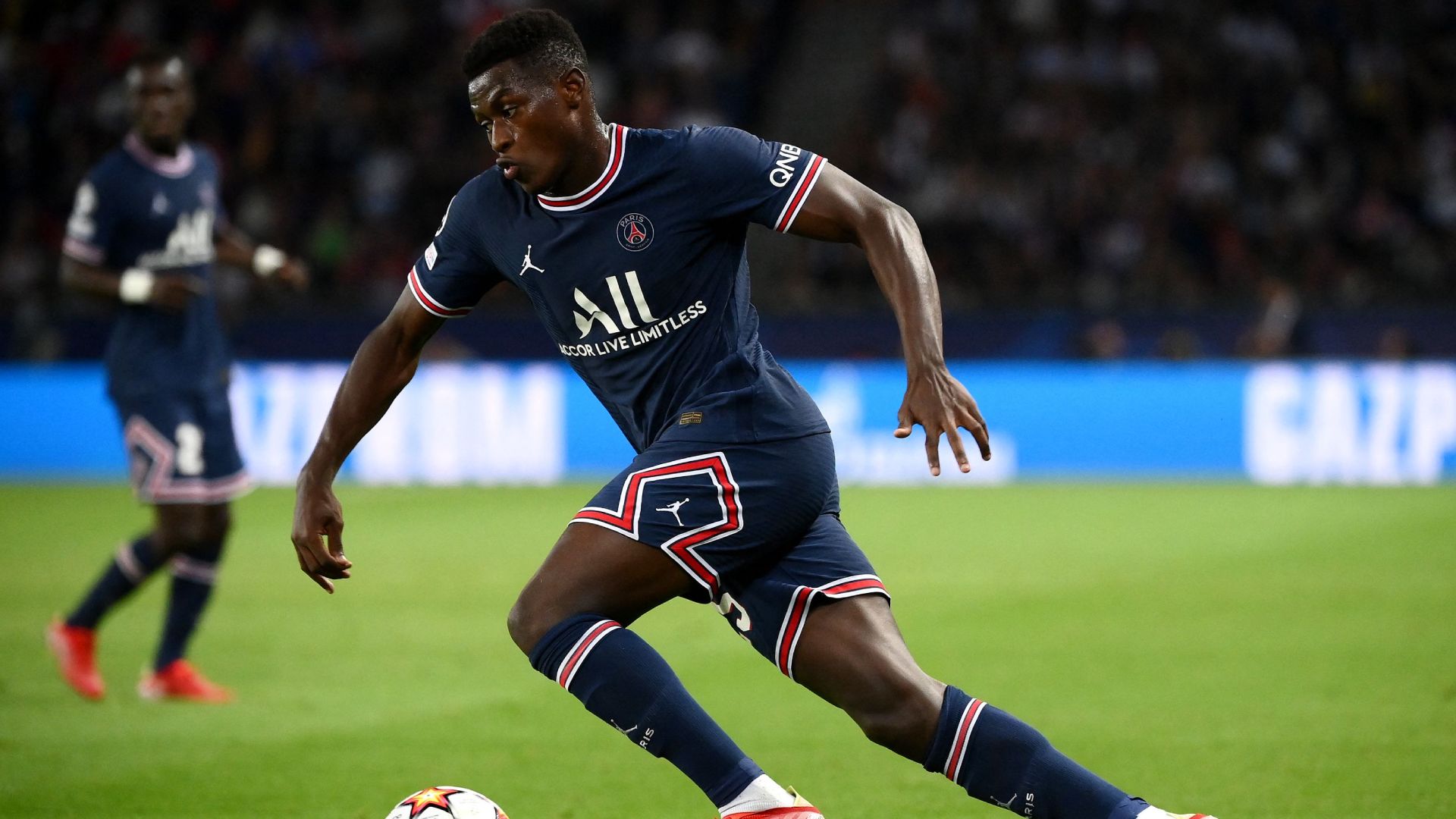 Nuno Mendes latéral PSG