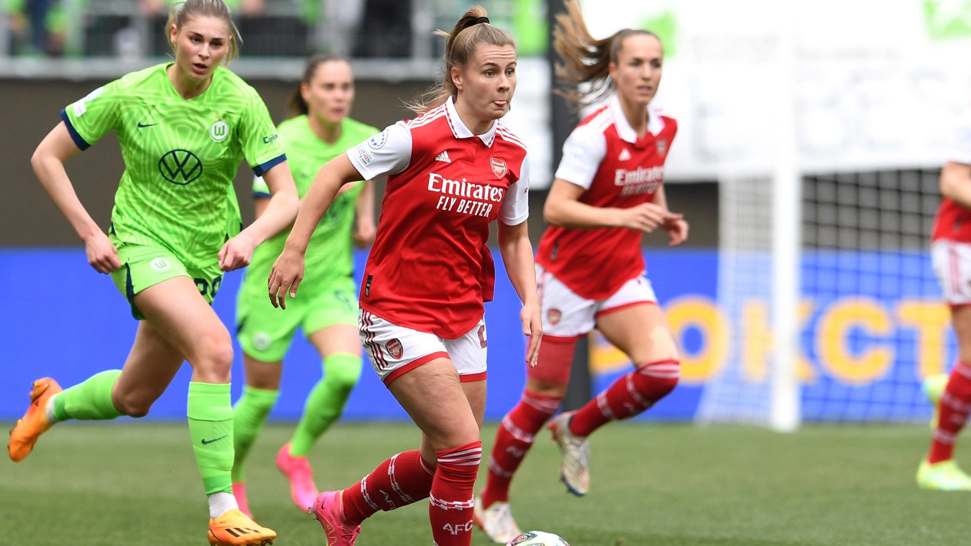 Victoria Pelova Arsenal 2022-23