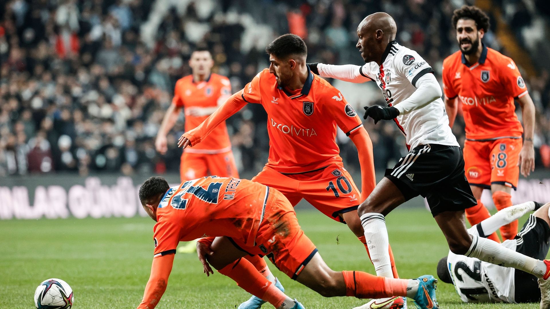 Beşiktaş vs Başakşehir. 03.07.2022.j