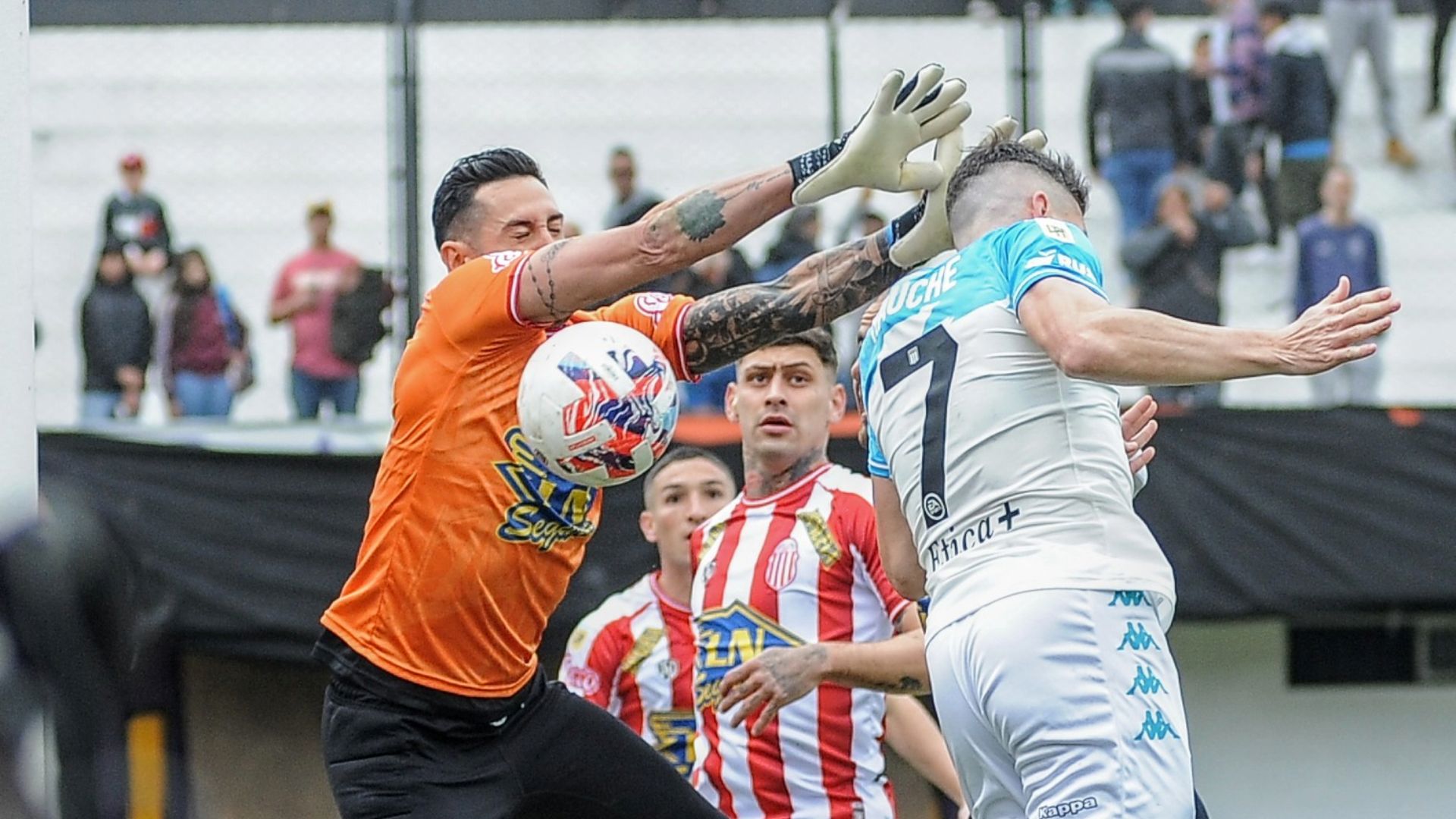 racin barracas central torneo de la liga 06082022