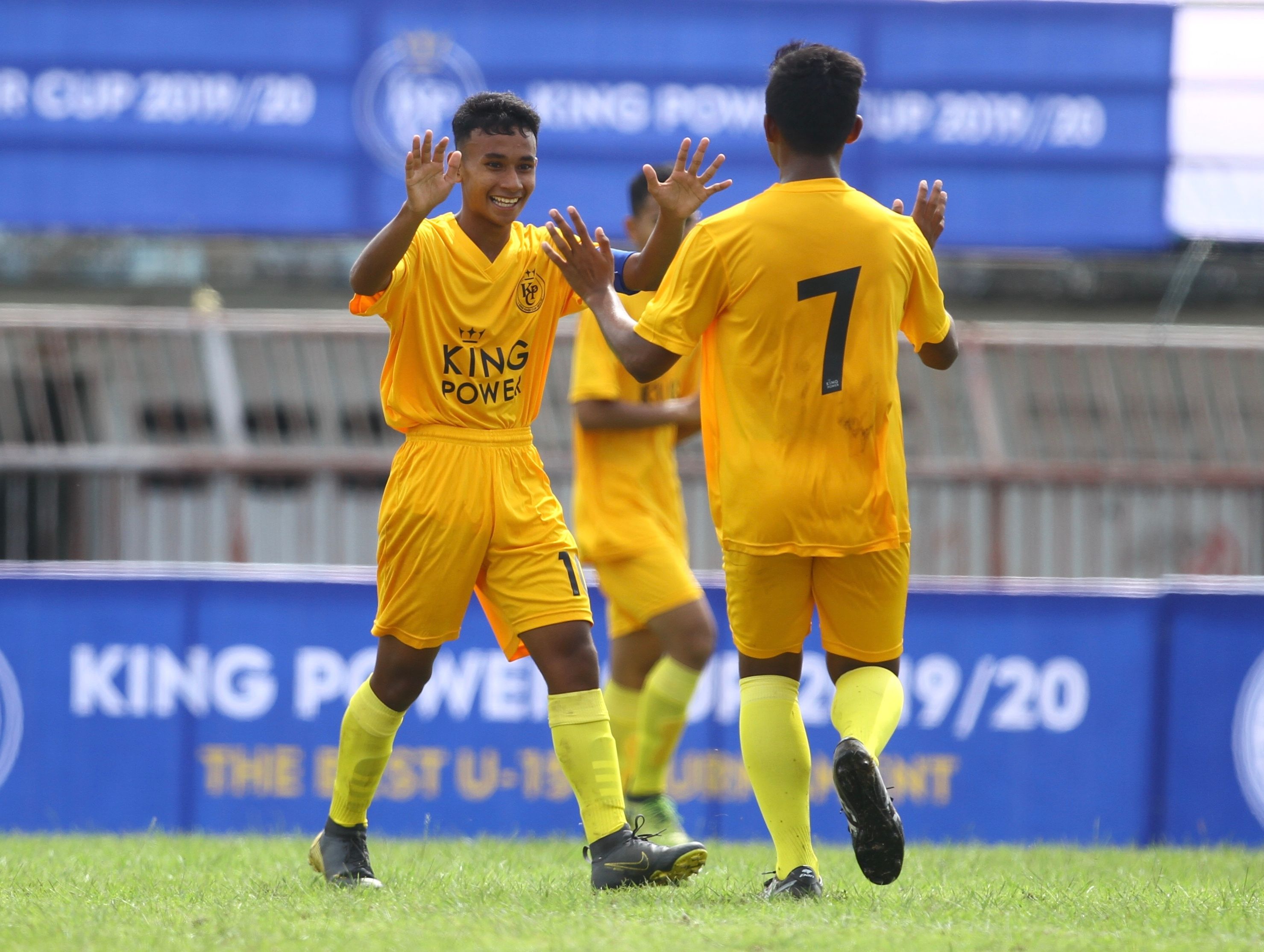 คิง เพาเวอร์ คัพ 6/11/2019