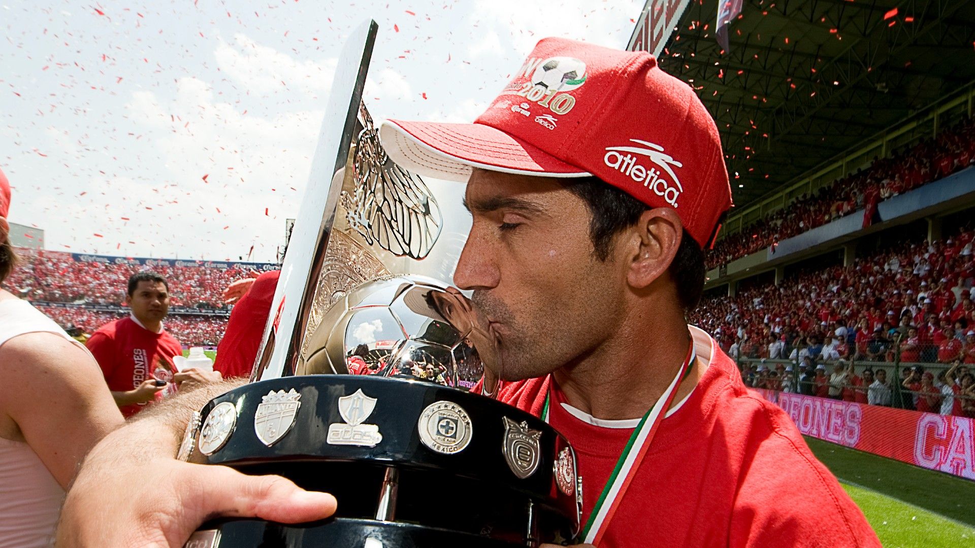 Antonio Naelson 'Sinha' Toluca 2010