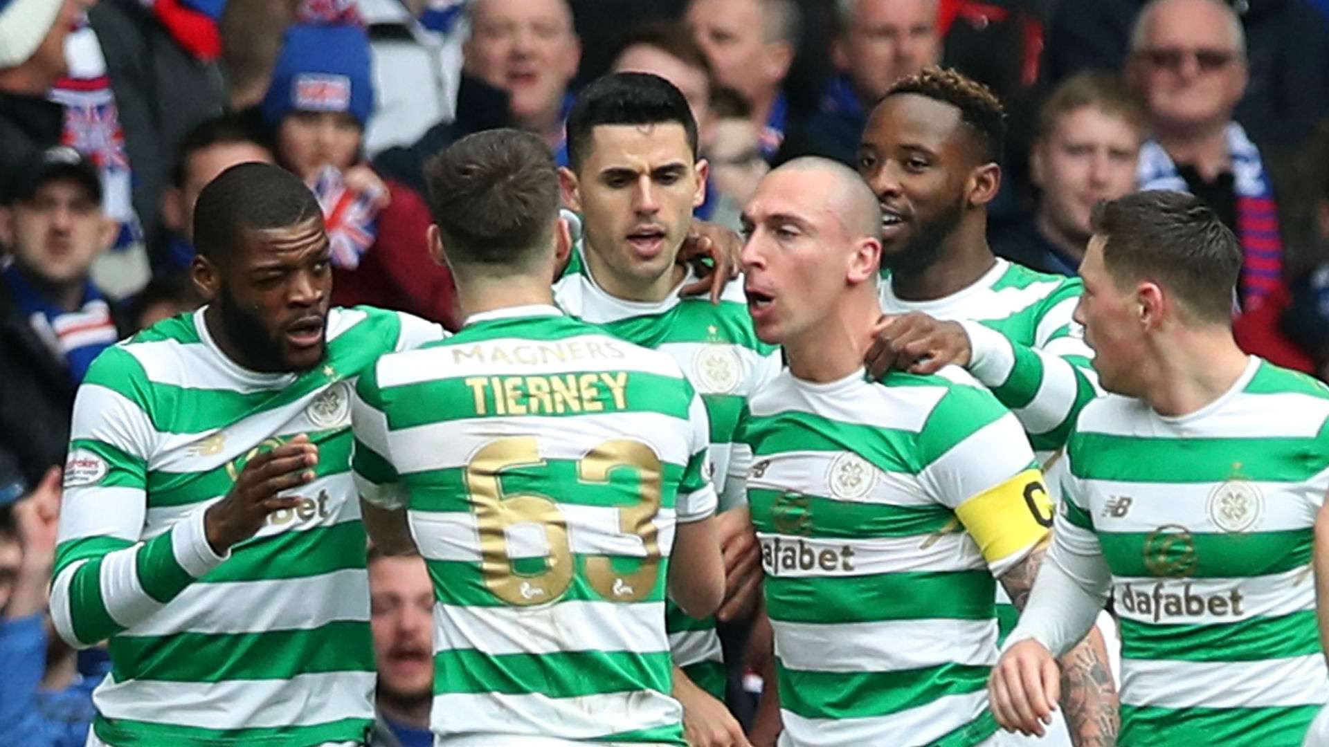Celtic celebrate vs Rangers