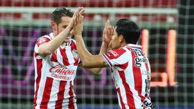 Jesús Angulo Jesús Sánchez Chivas Guardianes 2021