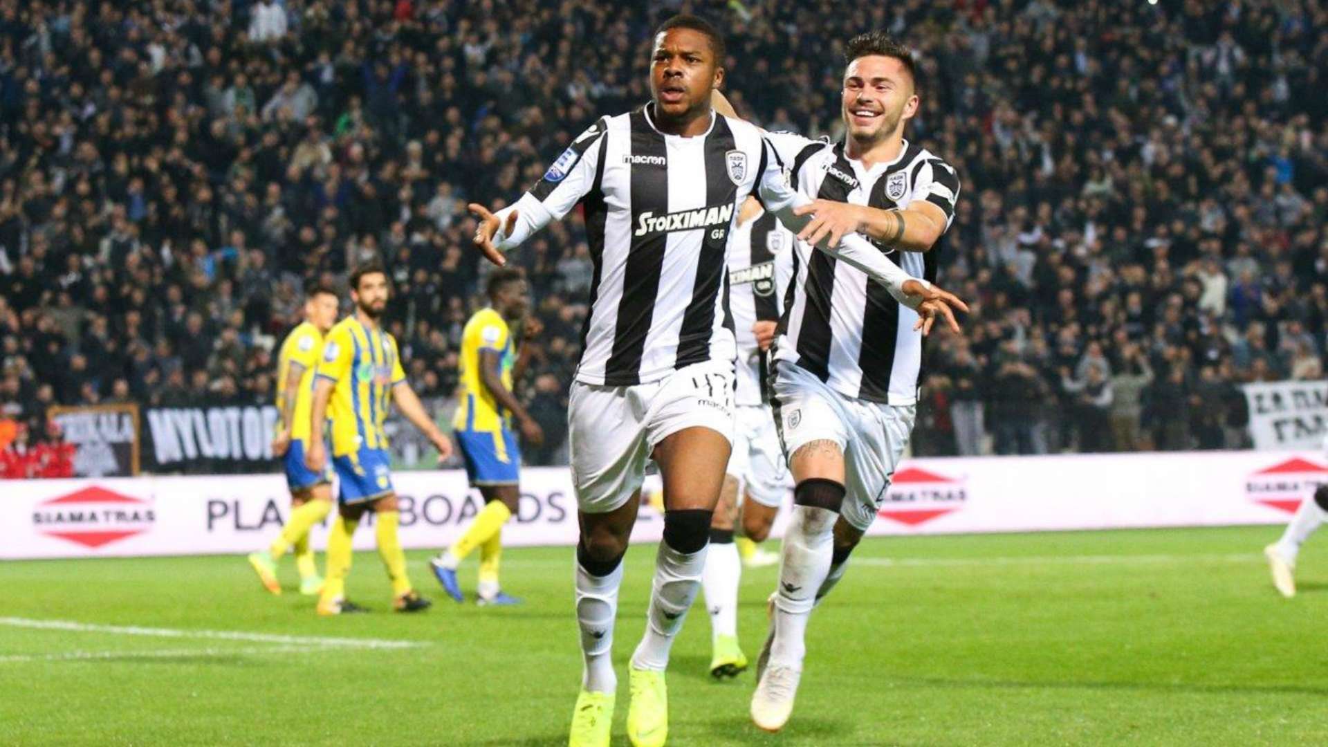 Chuba Akpom