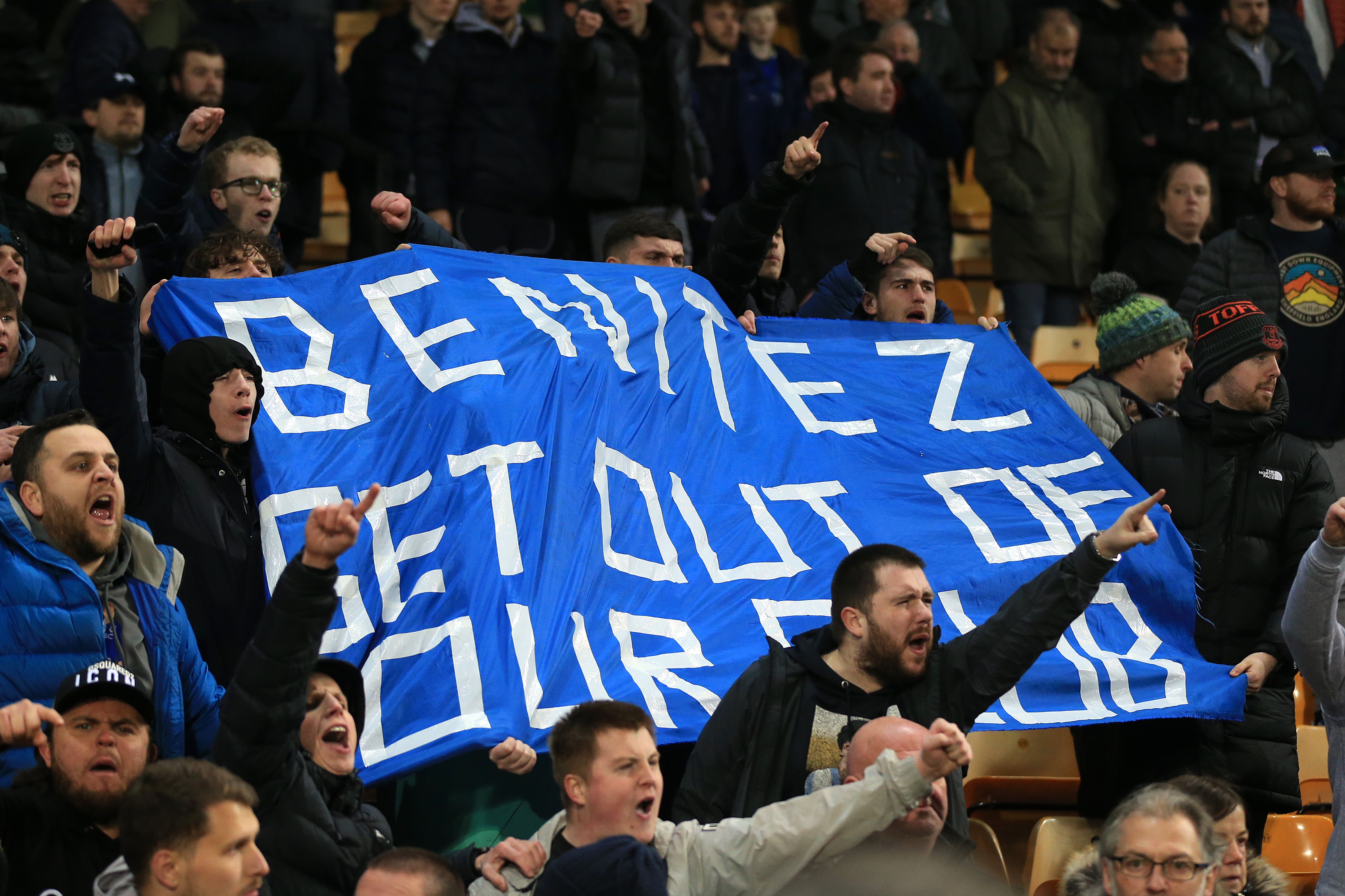 Everton Fans Rafael Benitez