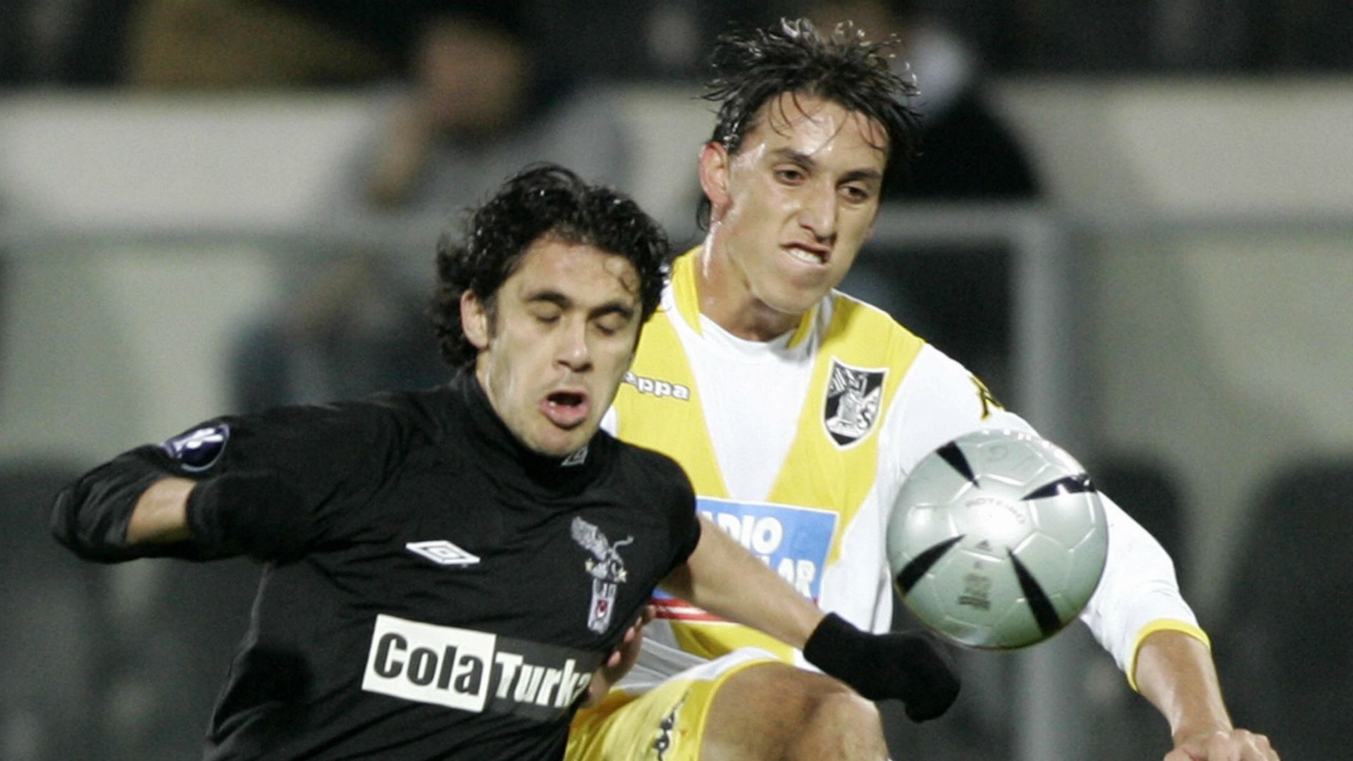 Pedro Geromel Ahmed Hasan Vitoria Besiktas 14122005