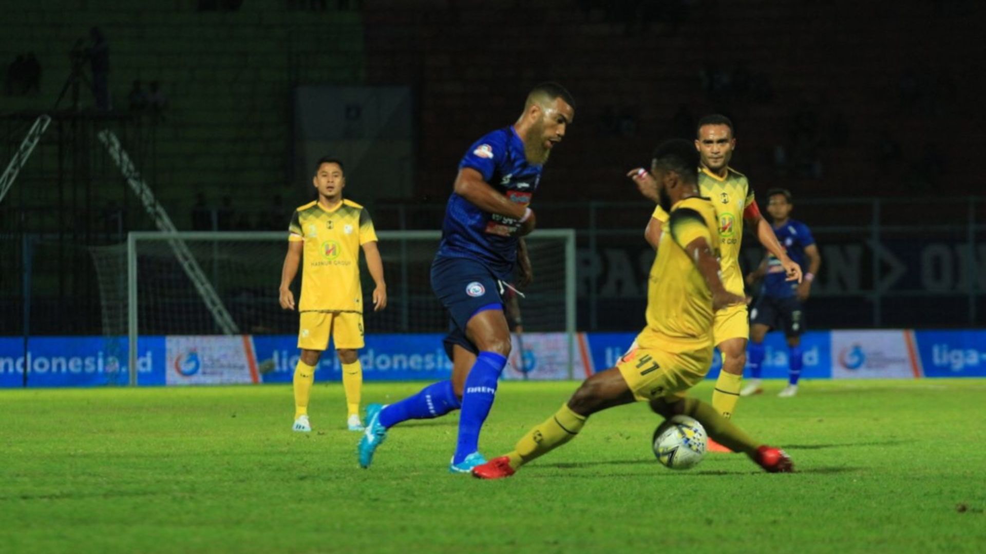 Arema FC vs Barito Putera