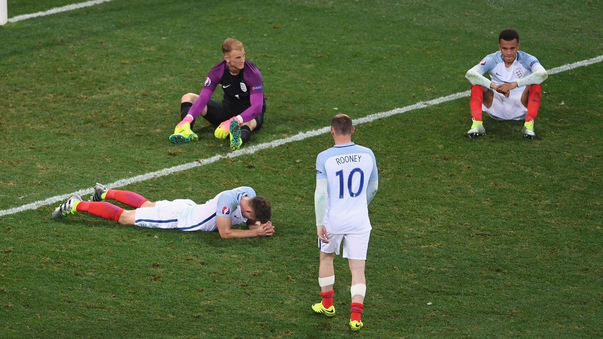 Gary Cahill Joe Hart Dele Alli Wayne Rooney England Euro 2016