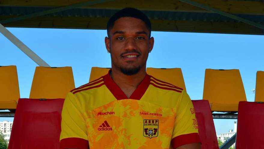 Junior Burban Saint Priest National 2