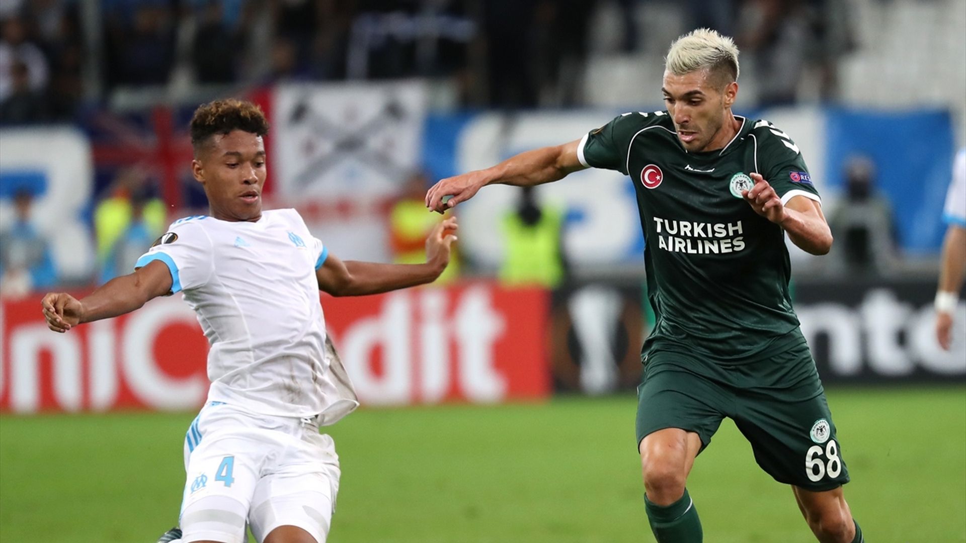 Boubacar Kamara Mehdi Bourabia Marseille Konyaspor 1492017 UEL