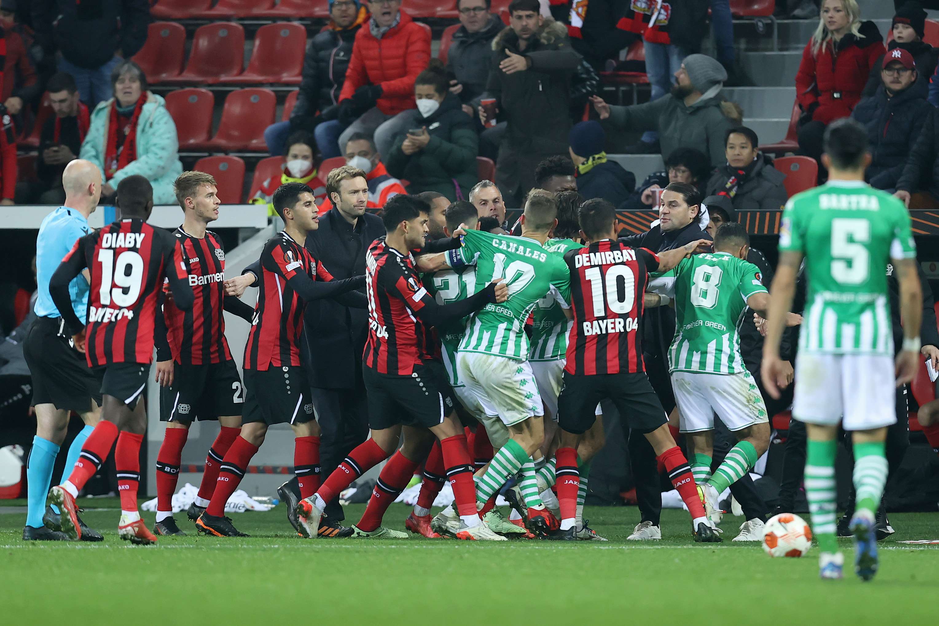 Bayer Leverkusen vs Real Betis