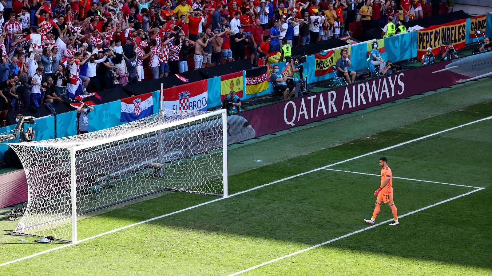 Unai Simon Spain Croatia Euro 2020