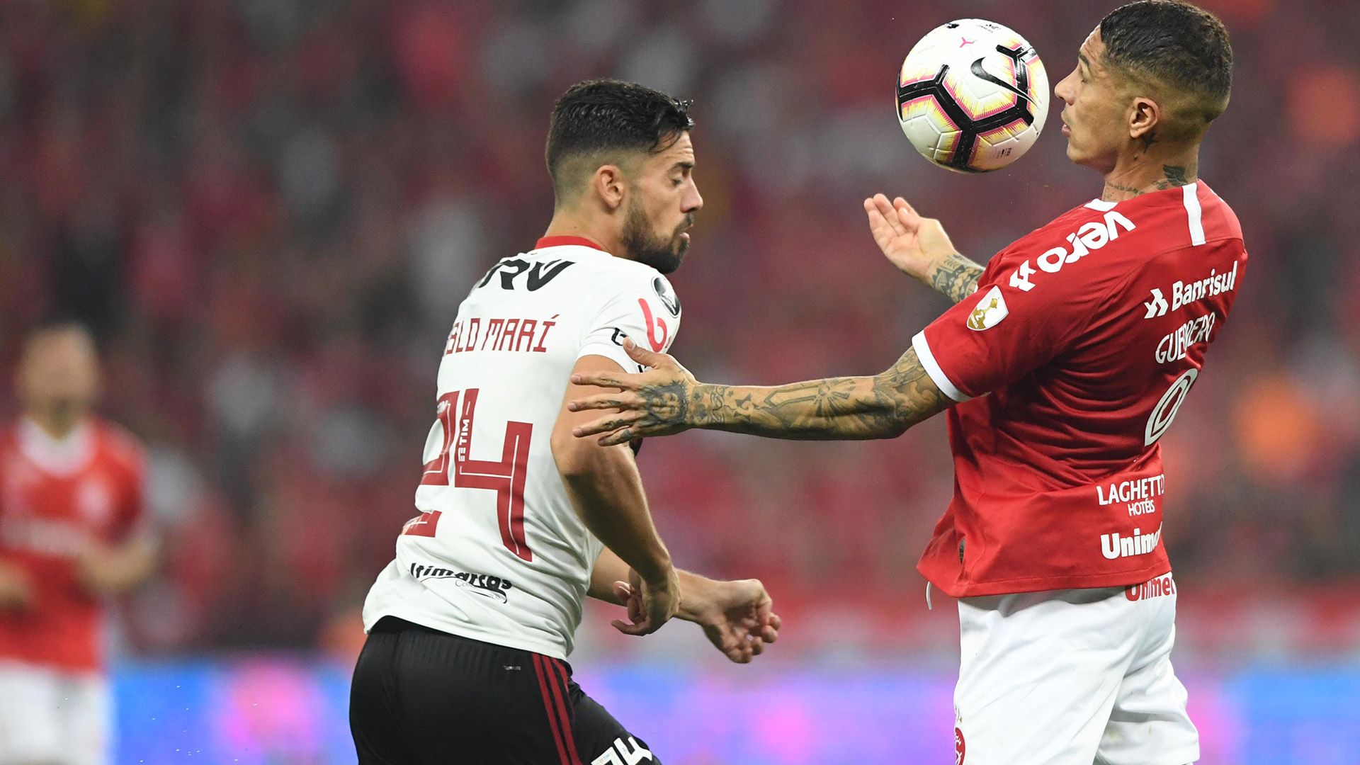 Guerrero Pablo Marí Internacional Flamengo Libertadores 28082019