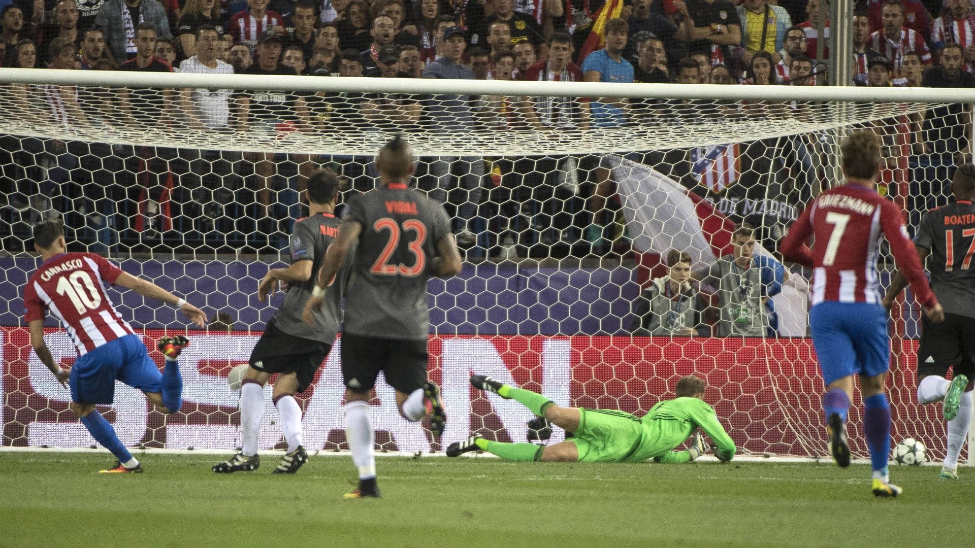 ONLY GERMANY Yannick Carrasco Bayern 2016