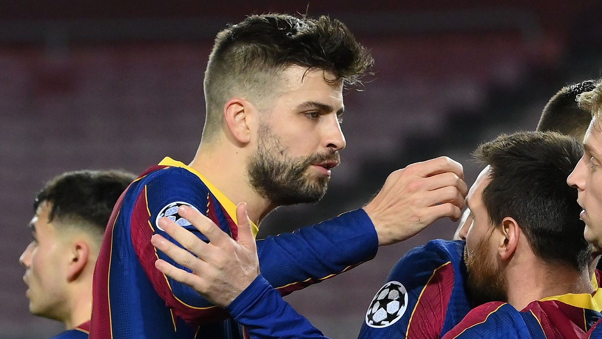 Gerard Pique Barcelona PSG 2021