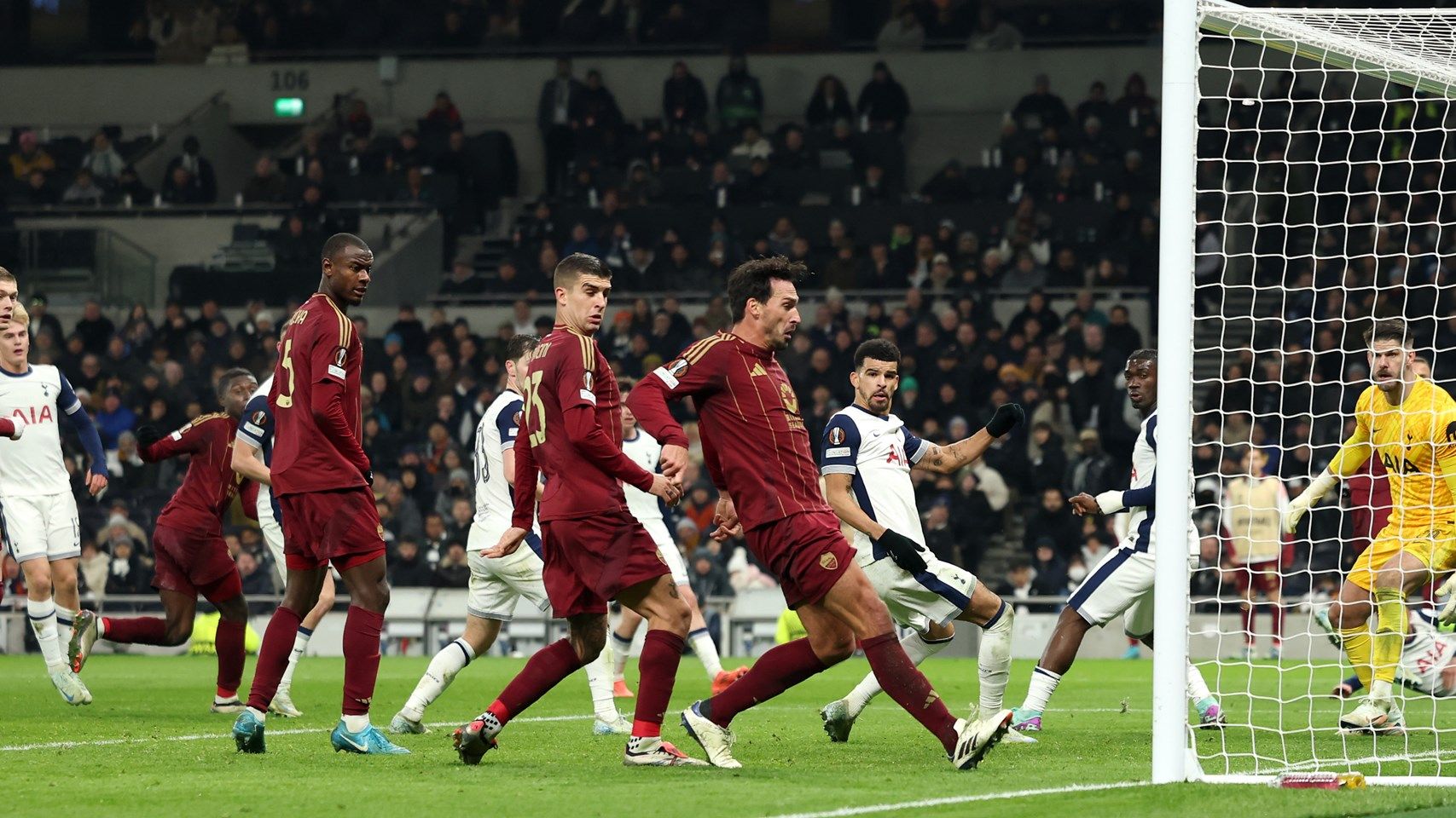 Hummels Tottenham Roma 2-1