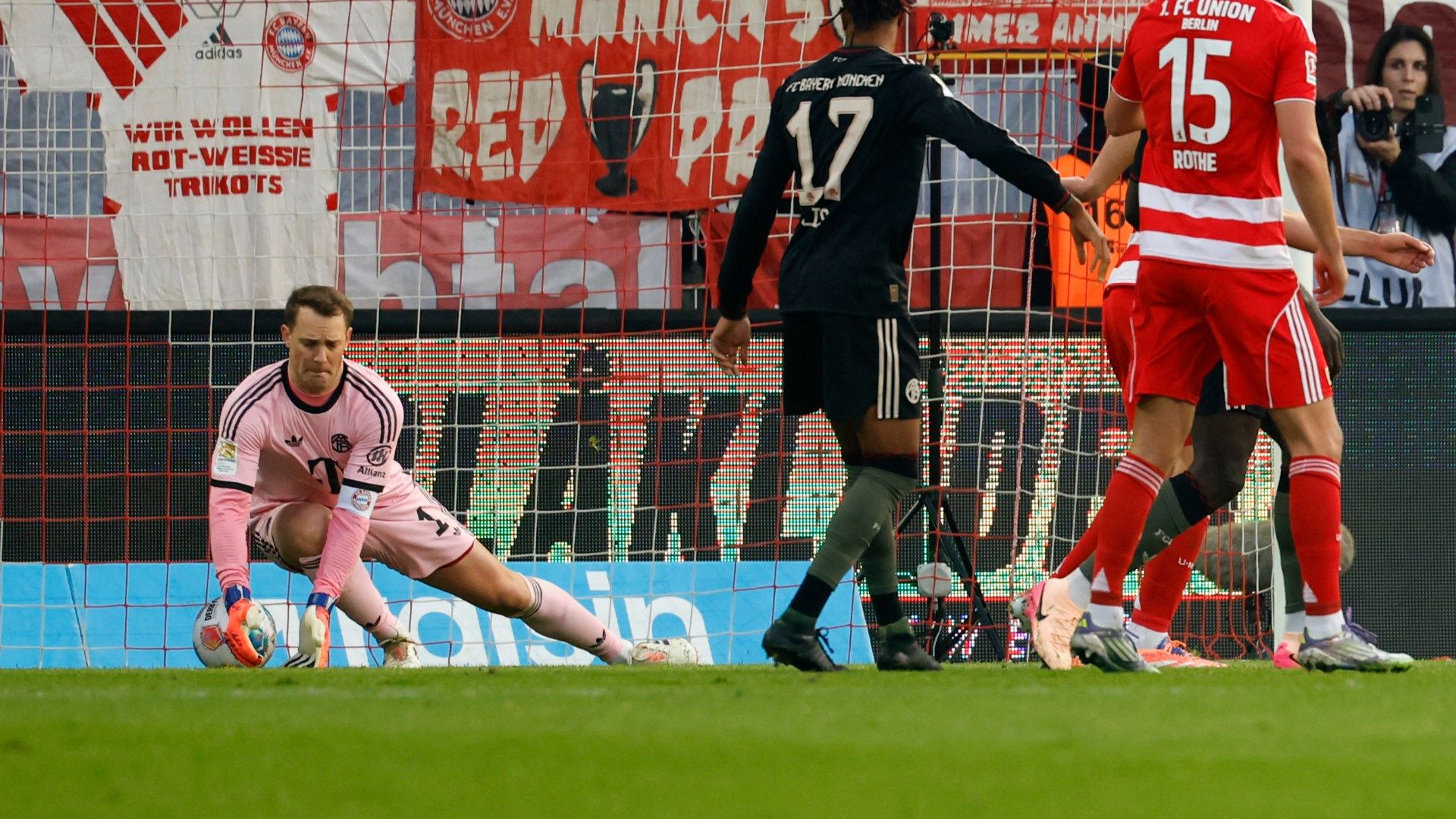 Manuel Neuer Union Berlin FC Bayern 2025