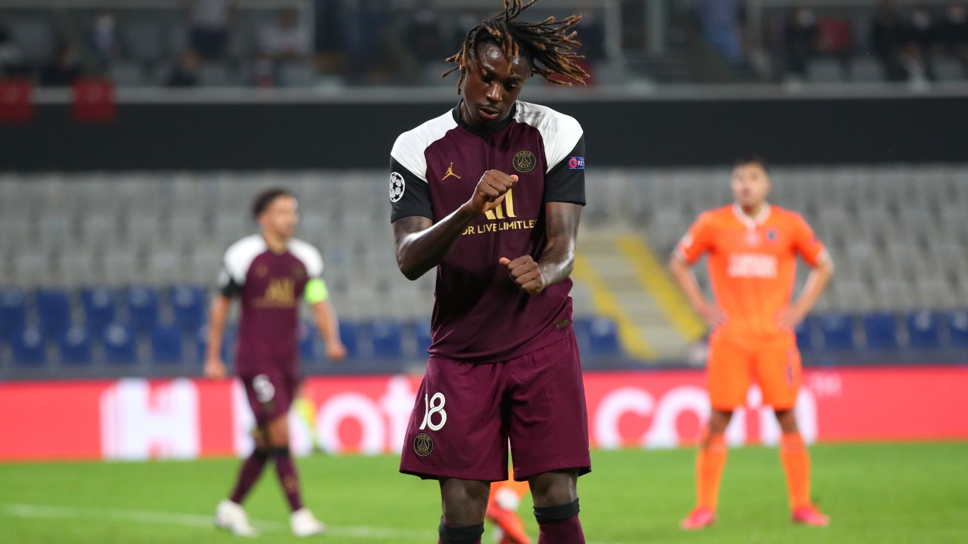 Moïse Kean Basaksehir PSG Champions League 281020