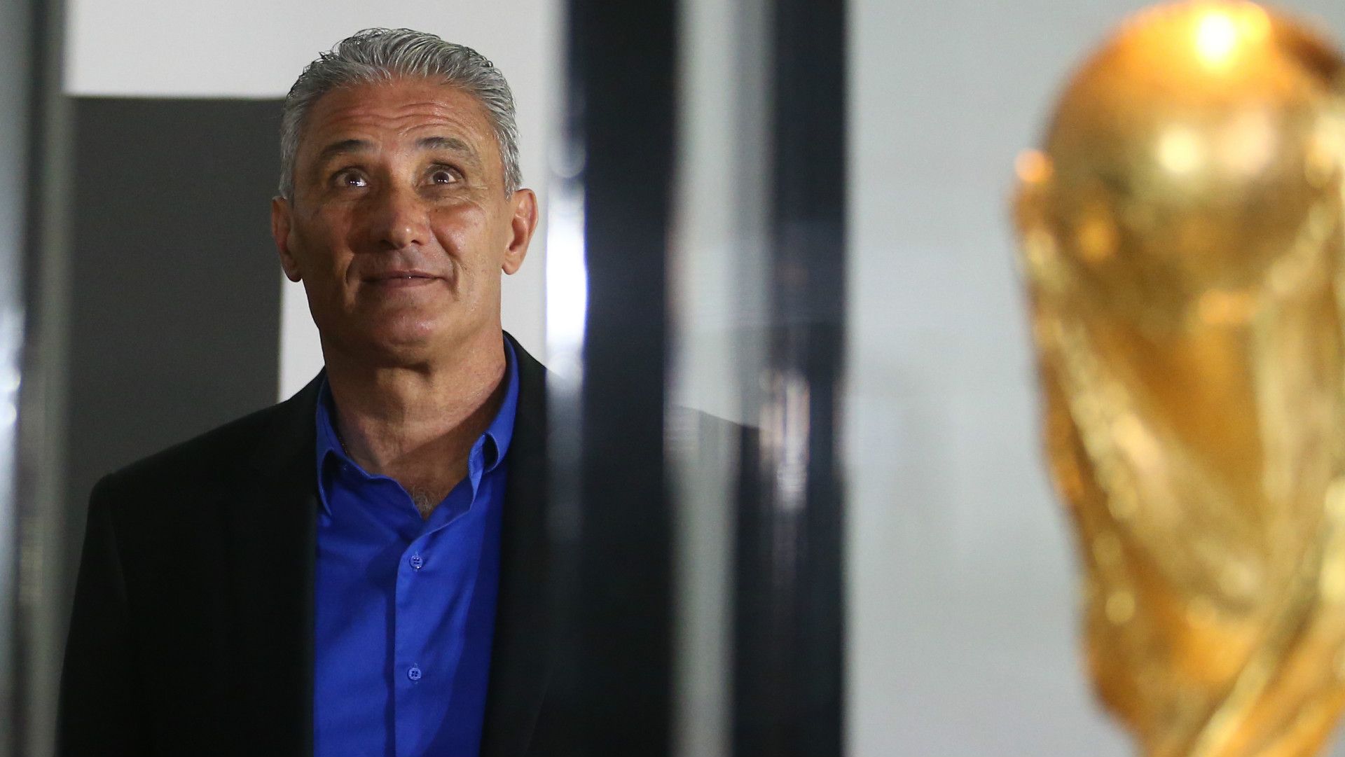 Tite apresentação Brasil World Cup trophy 20062016