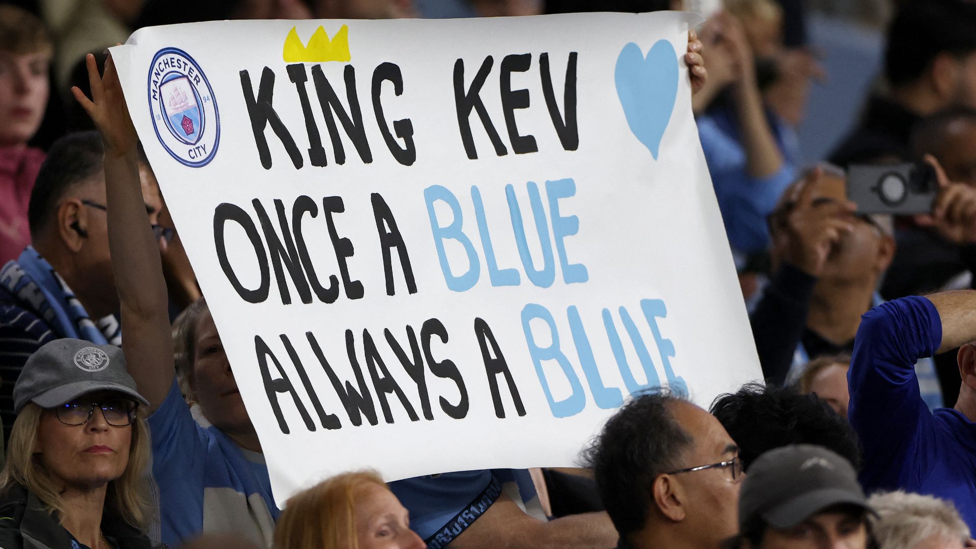 Striscione De Bruyne Manchester City Napoli