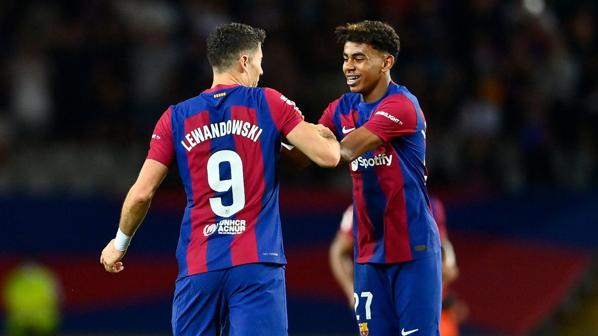 barcelona-lwandowsli-yamal-20230923