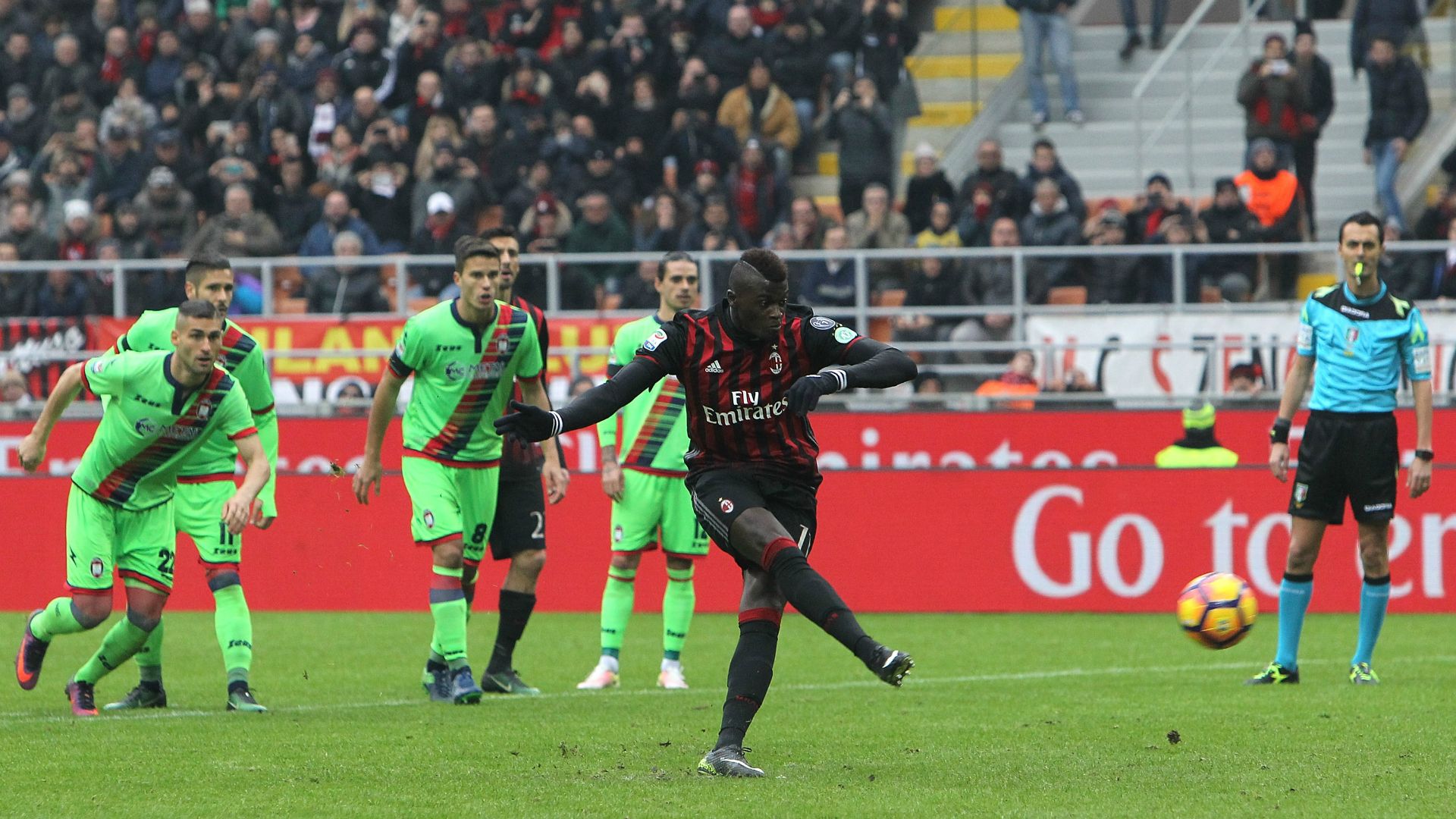 M'Baye Niang Milan Crotone Serie A