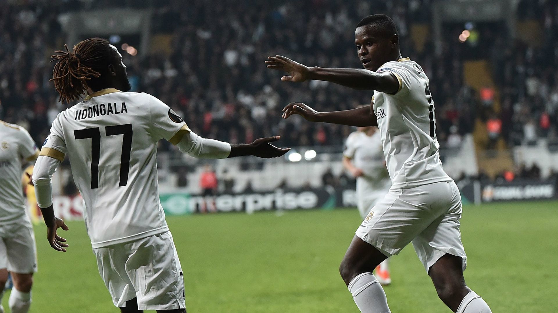 Dieumerci Ndongala, Mbwana Samatta, Genk