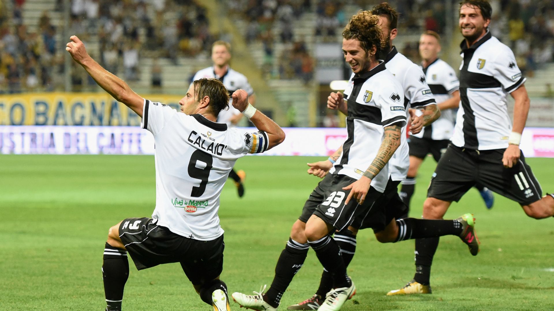 Emanuele Calaiò Parma Cremonese Serie B 08252017