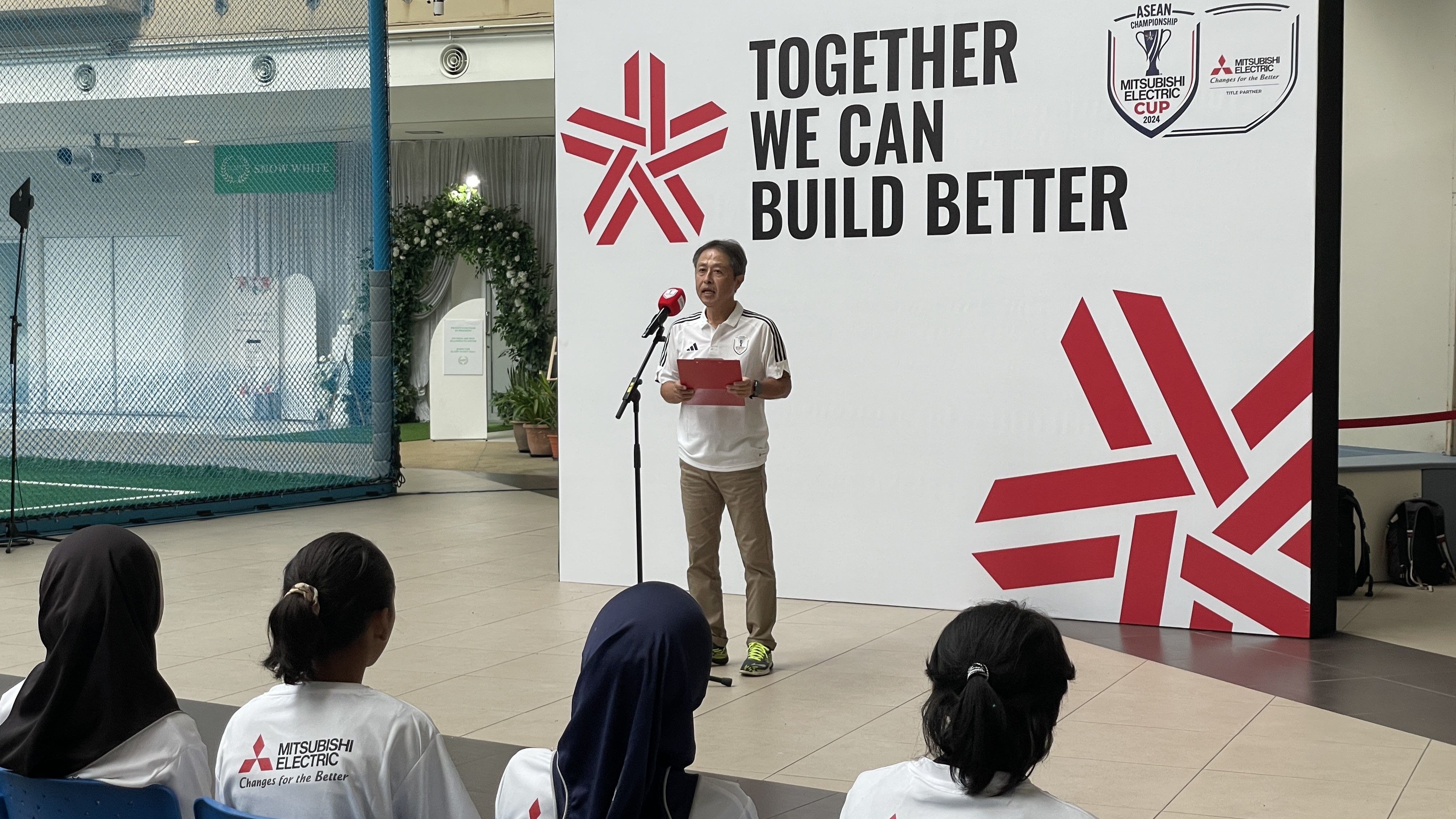 Mitsubishi Electric football clinic MY 2