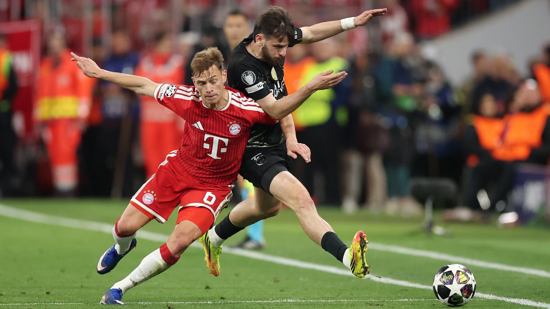 JOSHUA KIMMICH BAYERN MÜNCHEN KHVICHA KVARATSKHELIA PSG