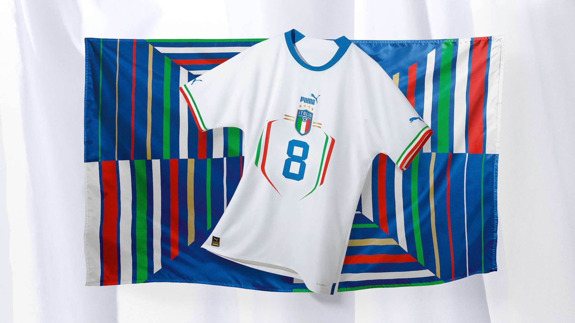 Italy Kit Away 2022
