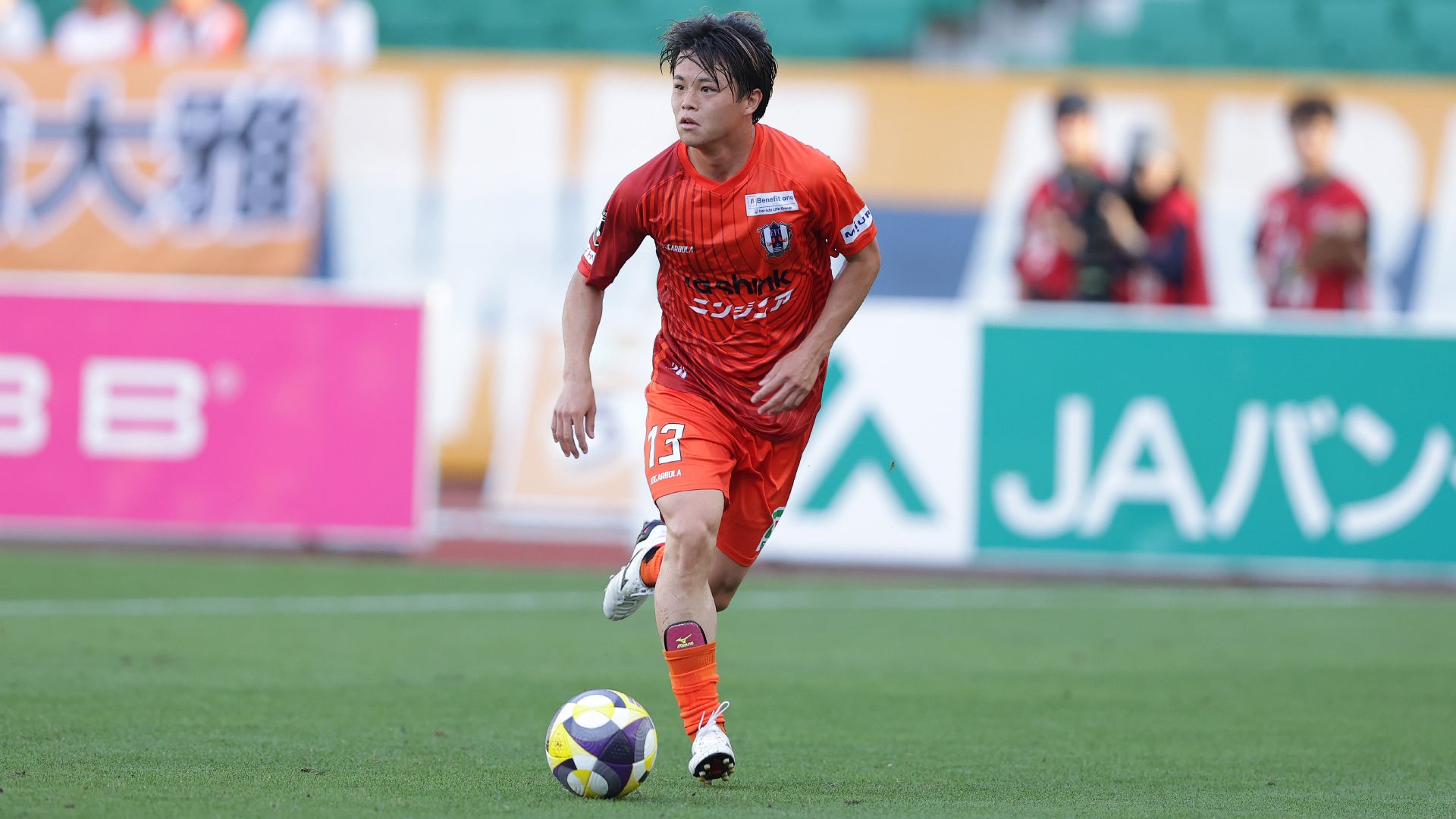 横浜FCがJ2愛媛から窪田稜を完全移籍で獲得 「死ぬ気で走って