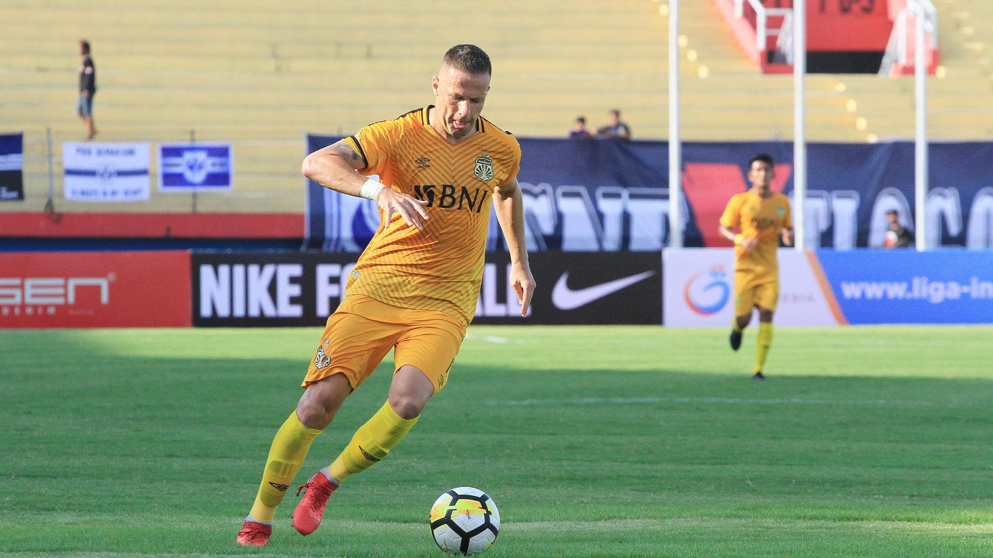 Nikola Komazec - Bhayangkara