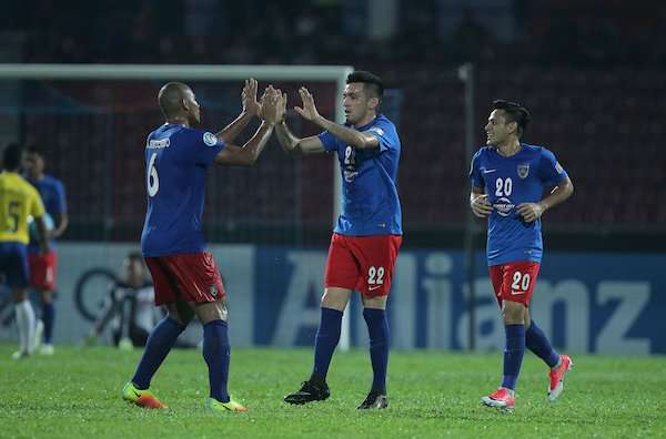 Johor Darul Ta'zim celebrate; Gabriel Guerra