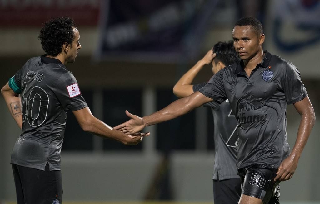 Diogo Luís Santo & Jajá Coelho