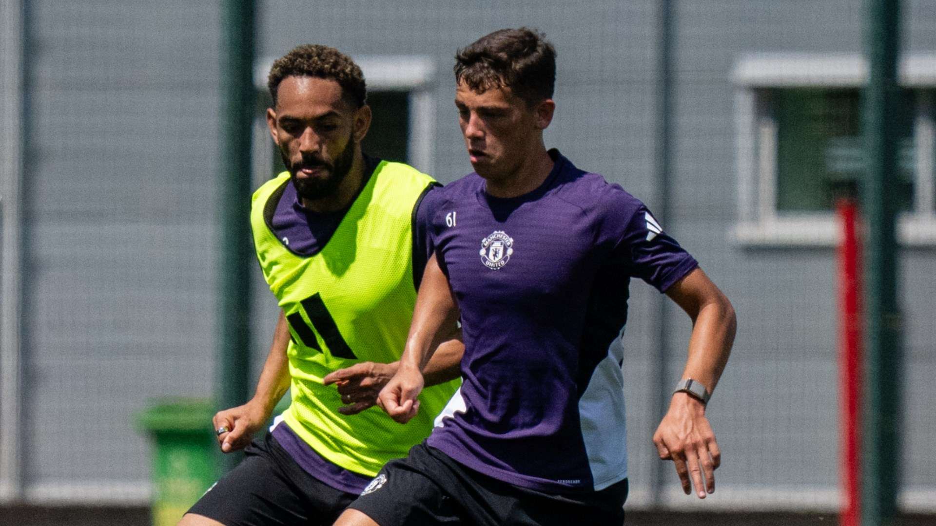 Shea Lacey: Man Utd's dribbling sensation who was imitating Ronaldinho at  three years old and has converted his Liverpool family to Red Devils' cause  | Goal.com