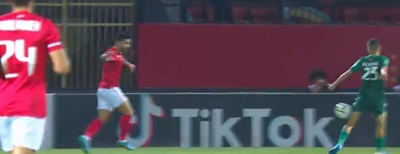 ضربة جزاء الأهلي والرجاء 