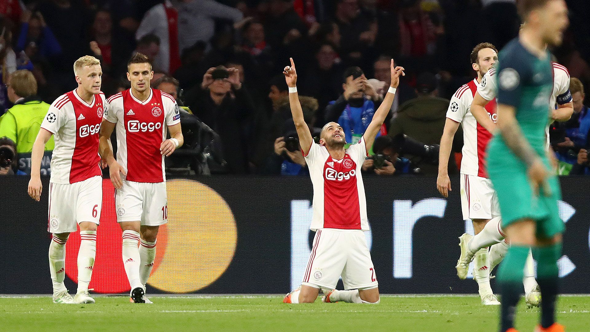 Hakim Ziyech Ajax Amsterdam Tottenham Hotspur Champions League 08052019