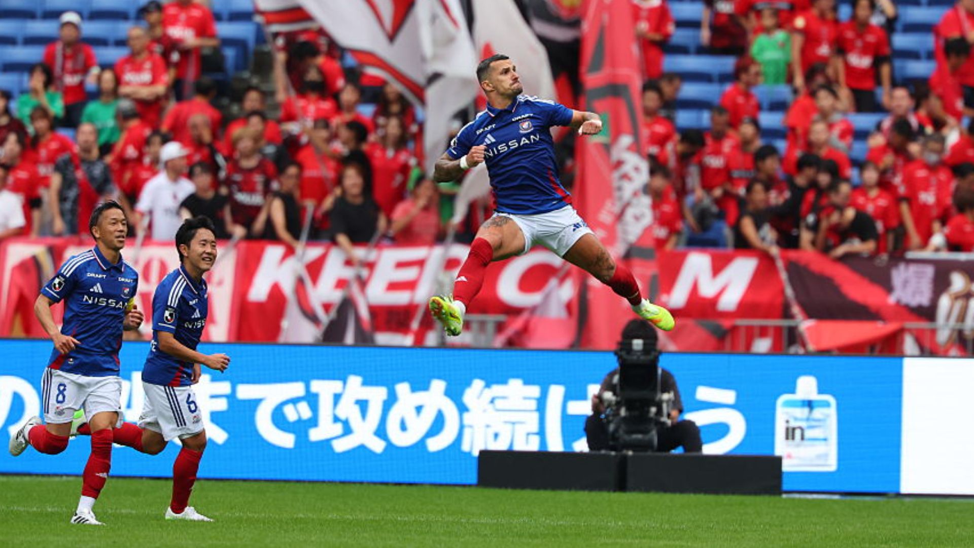 marinos urawa