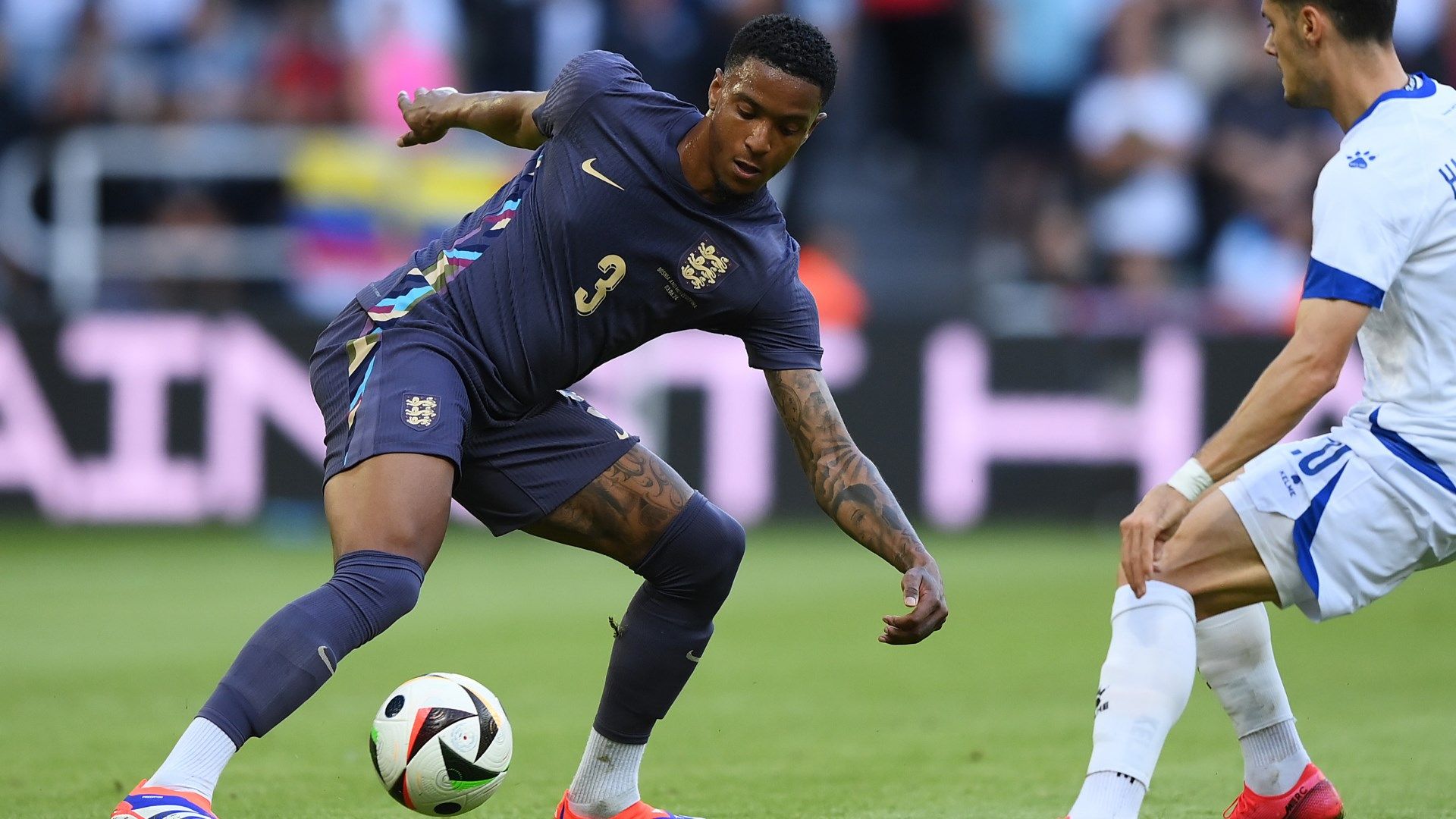 Ezri Konsa England 2024