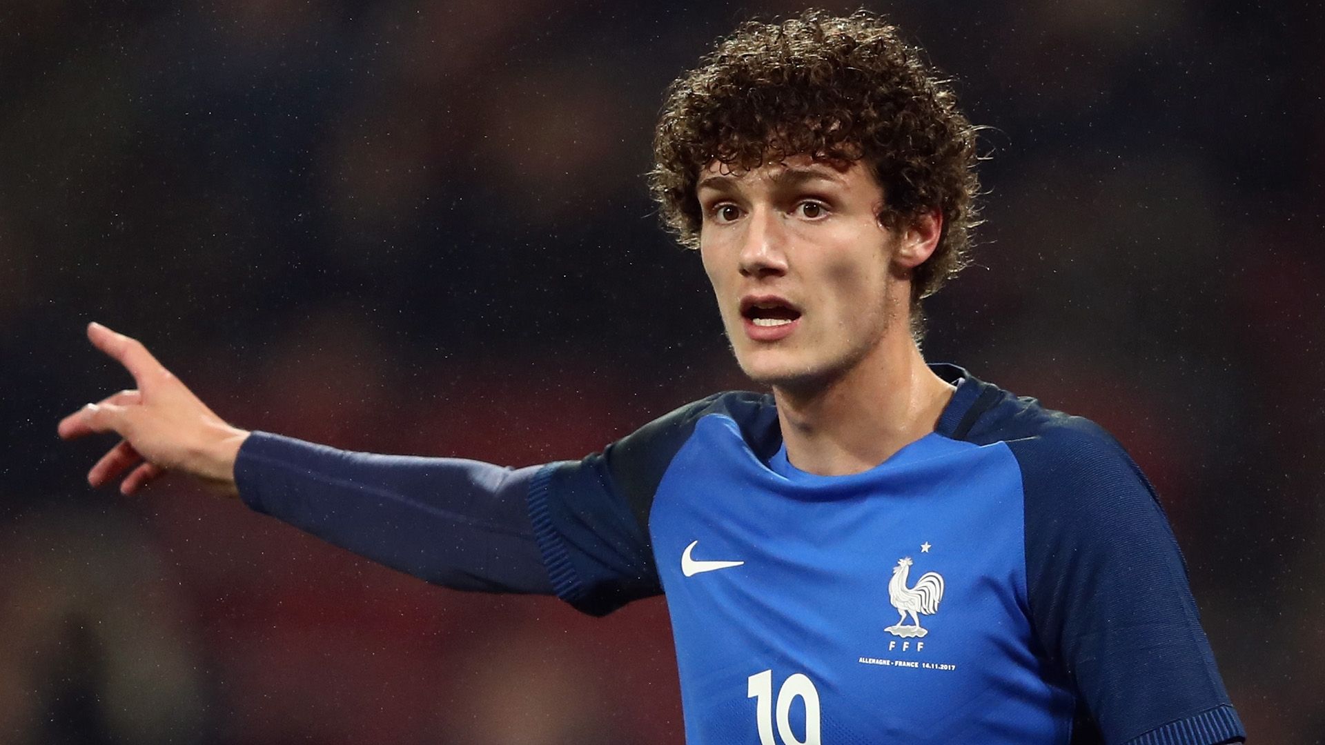 Benjamin Pavard Stuttgart 09112017