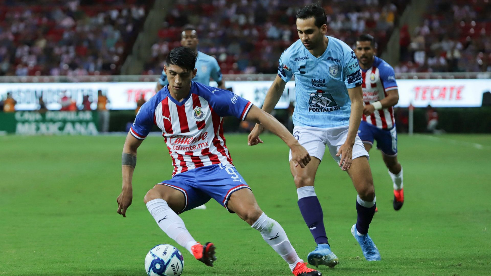 Chivas vs Pachuca Apertura 2019 Alan Pulido Raúl López