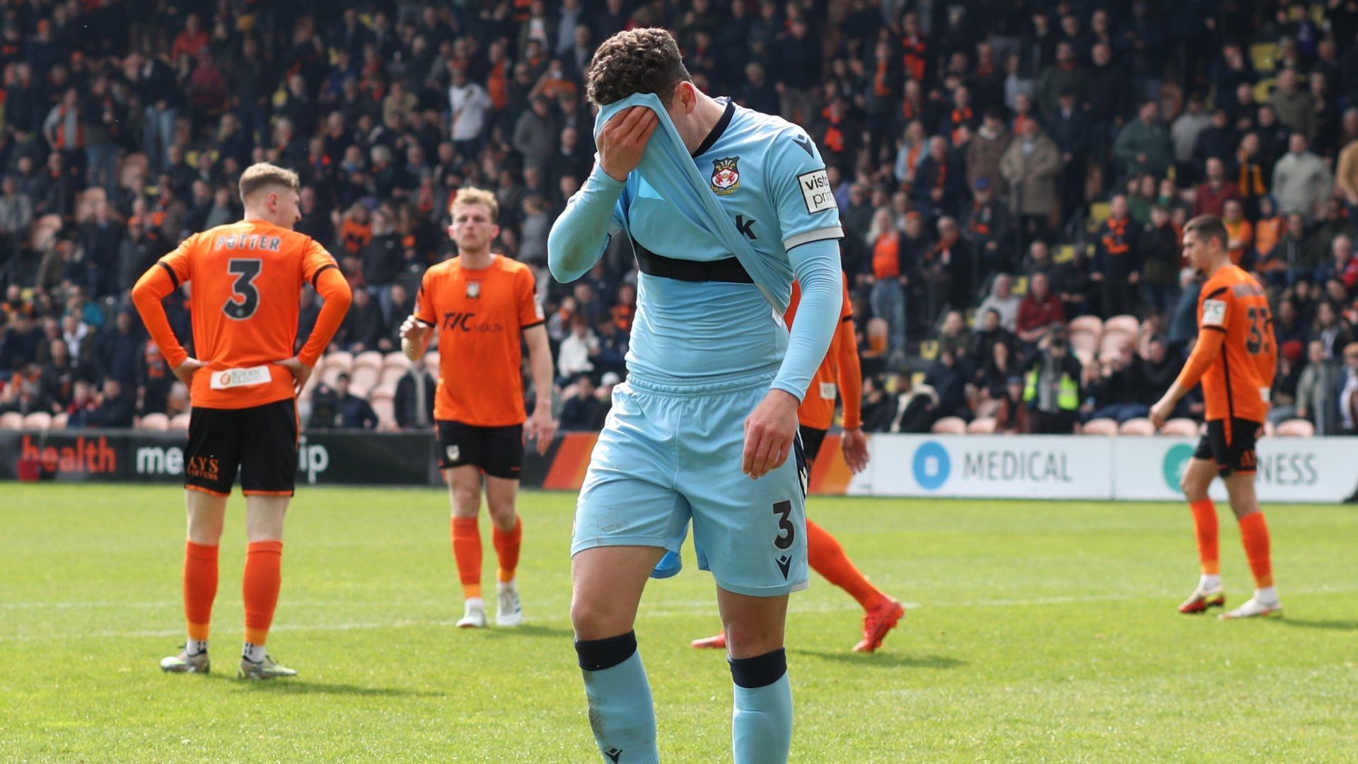 Callum McFadzean Wrexham 2022-23