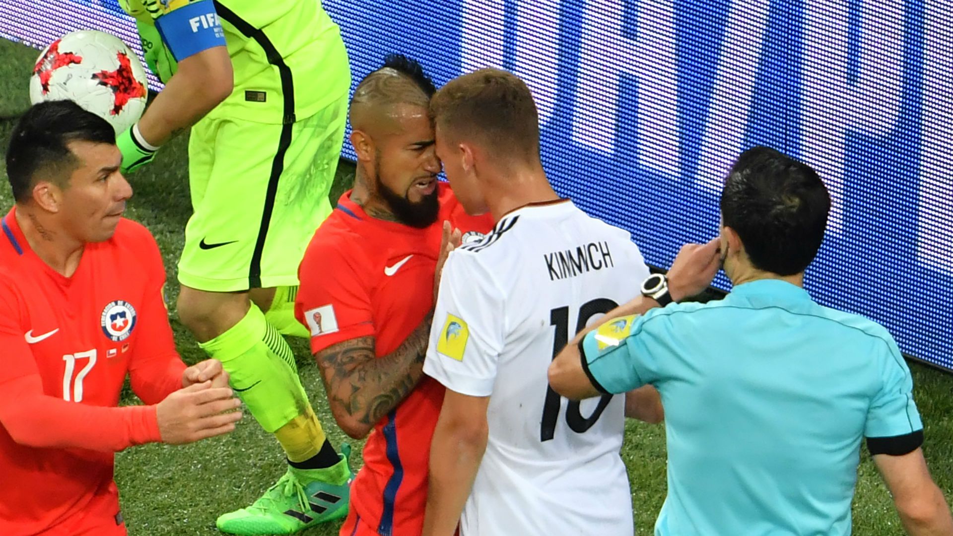 Arturo Vidal Joshua Kimmich Chile Germany Confederations Cup