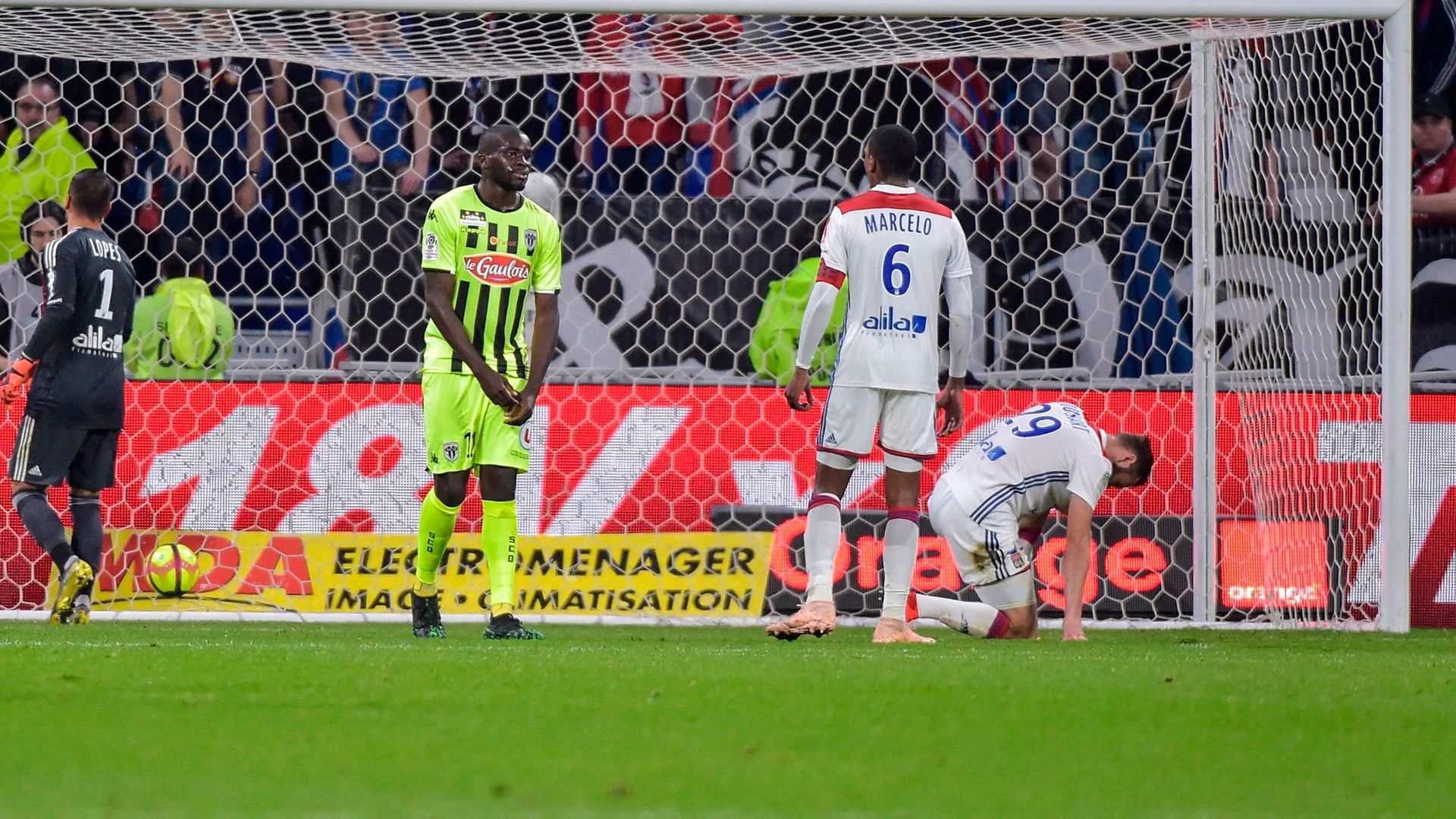 Lucas Tousart Lyon Angers