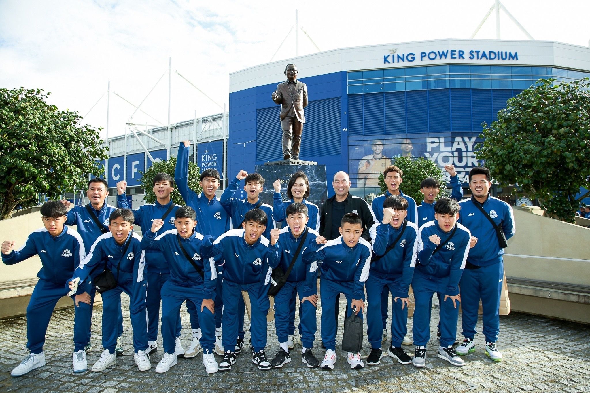 โรงเรียนอัสสัมชัญธนบุรี ชุดแชมป์ “ช้าง จูเนียร์ คัพ 2023”